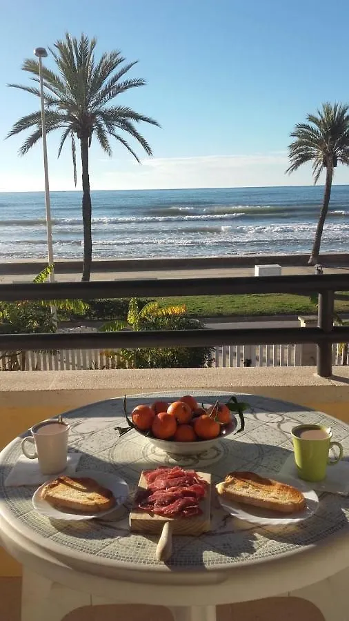 Apartamento Primera Linea De Mar, Cunit