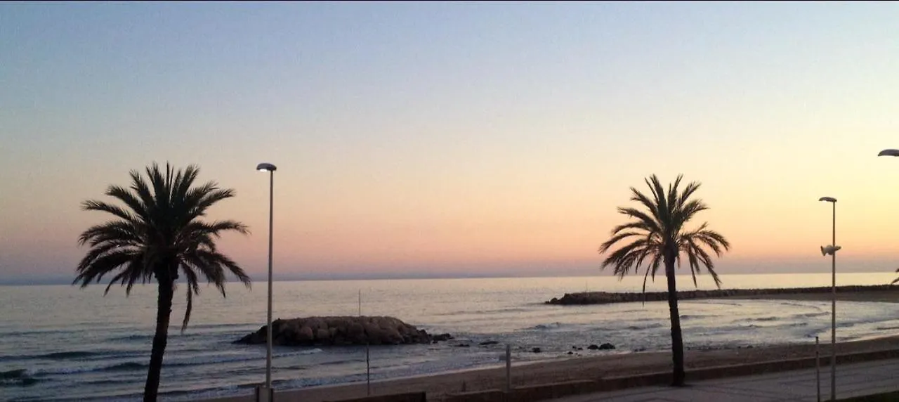 Apartment Apartamento Primera Linea De Mar, Cunit Spain